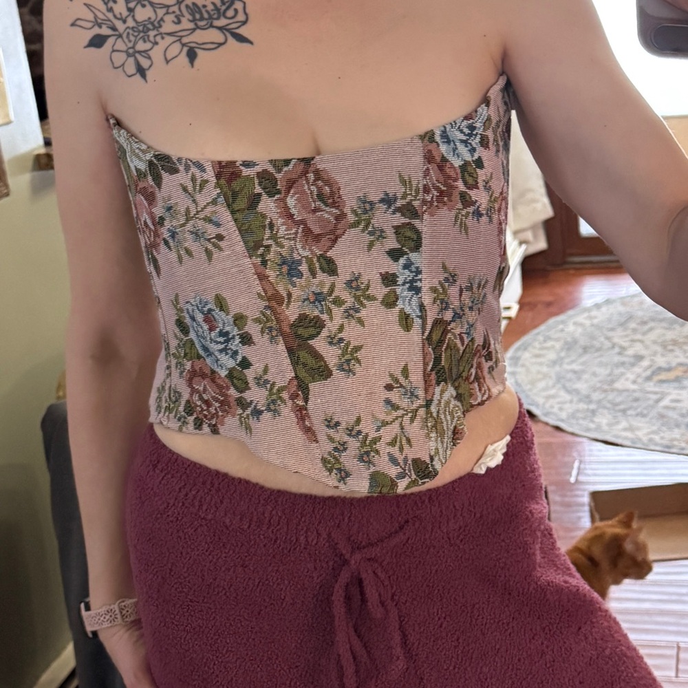 Scarlet Darkness Floral Corset Top Lace Up Tapestry Cottagecore S sz 8